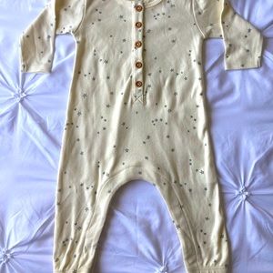 NWT Quincy Mae baby onesie